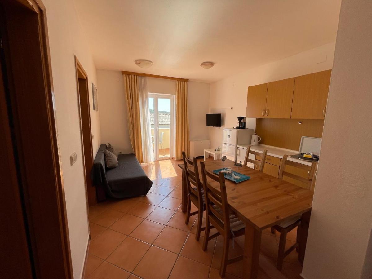 Apartman Theresa Barbat na Rabu Kültér fotó